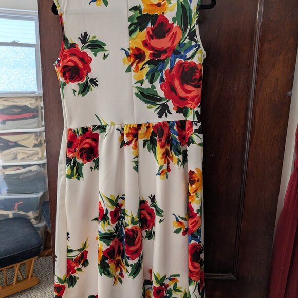 Floral Spring Dress Size XL - Picture 3 of 3
